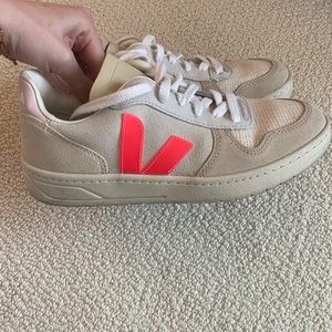 Vega Pink Sneakers